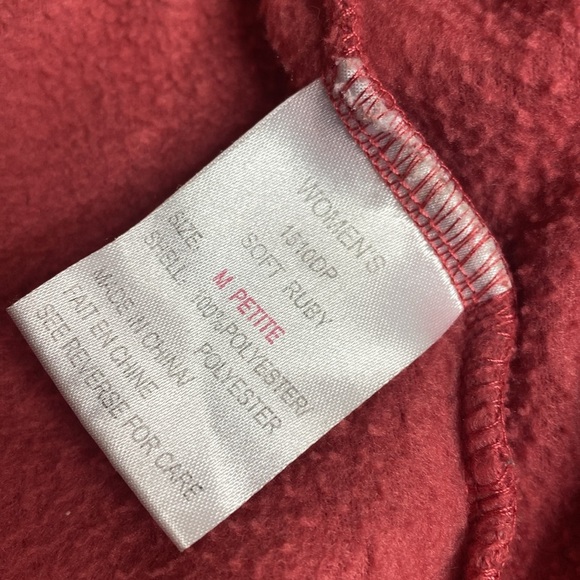 Woolrich zip up jacket in soft ruby size medium petite - Picture 5 of 5